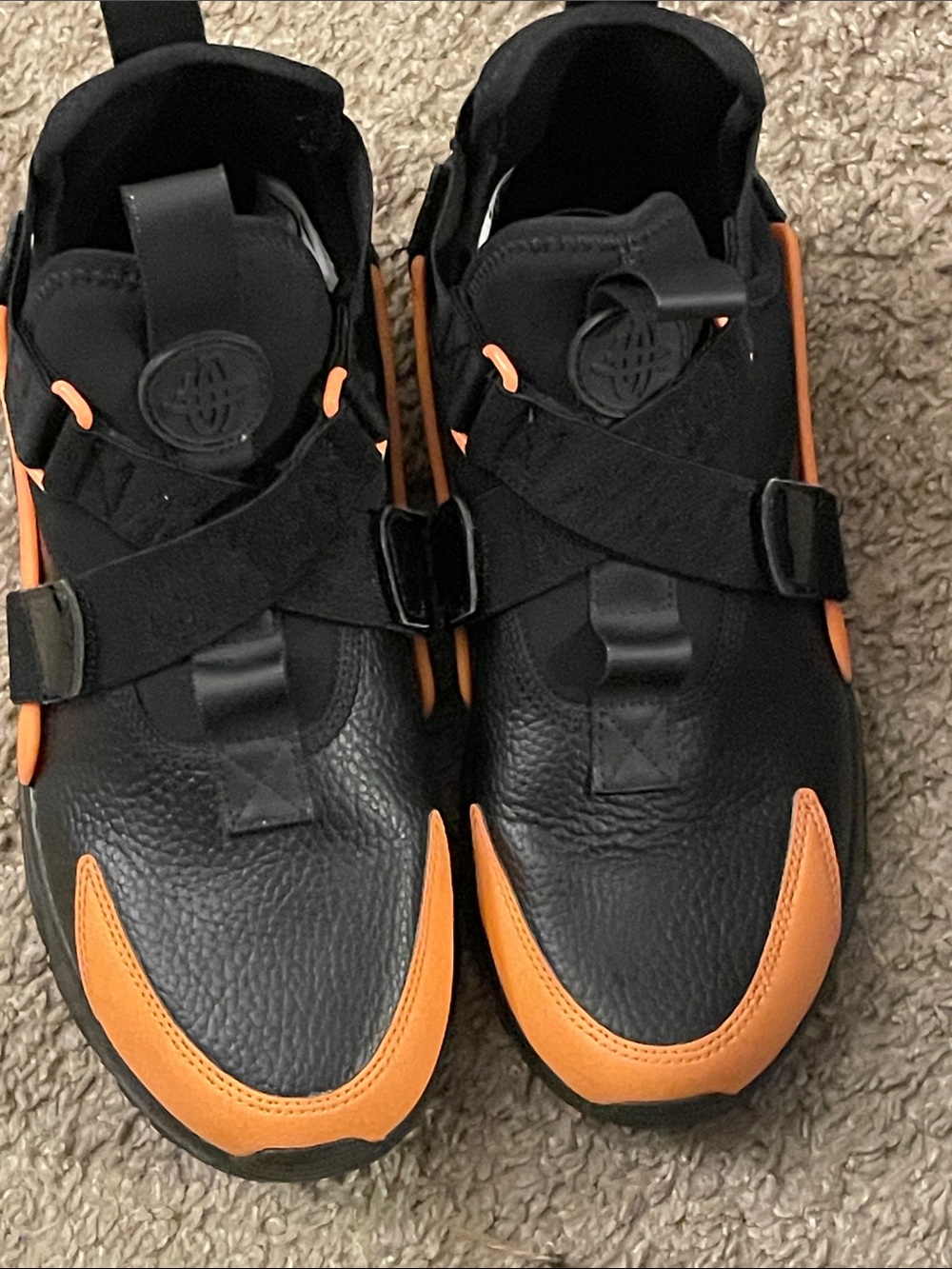 Nike Kids Black and Orange Strap Sneakers